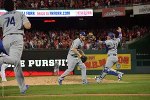 Dodgers avanzan a la serie de campeonato de la Liga Nacional contra los Cubs
