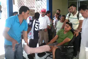 El pelotero Ariel Rayo rumbo a Managua para su intervención quirúrgica