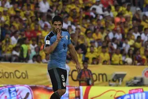 Luis Suárez alcanza a Hernán Crespo como máximo goleador histórico en eliminatorias