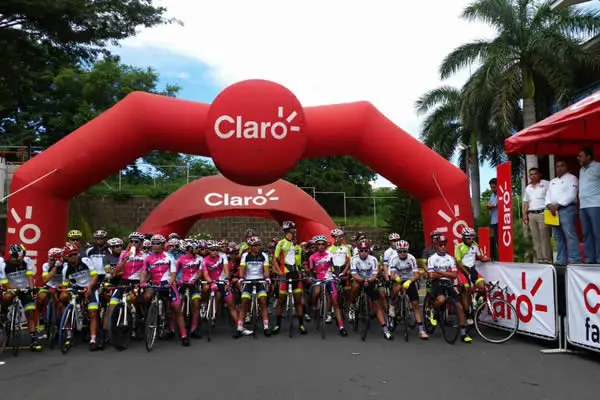 El Nica Argenis Rivas se llevo la primera etapa de la Vuelta Ciclística Claro