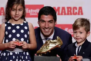 El uruguayo Luis Suárez del Barcelona se lleva la Bota de Oro