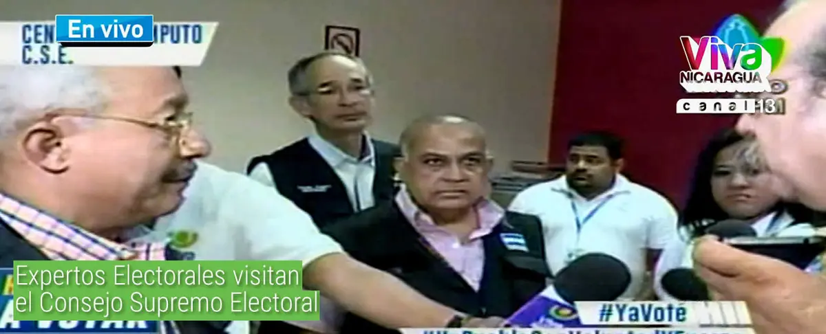 Expertos Electorales visitan el Consejo Supremo Electoral