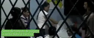 Centro de Cómputo de Juigalpa ya recibe Material Electoral