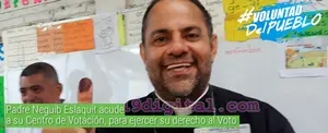 Padre Neguib Eslaquit acude a su Centro de Votación para ejercer su derecho al Voto