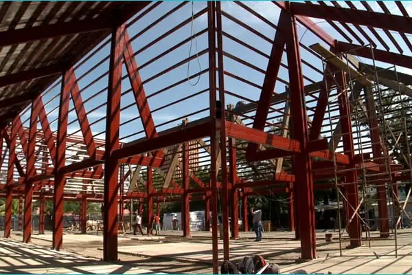 Avanza construcción del Tiangue del Pan