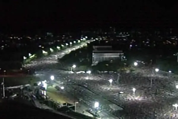 Cuba realiza multitudinario acto político y cultural en homenaje al Comandante Fidel Castro