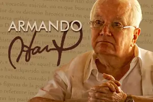 Compañero Armando Hart saluda al Comandante Daniel por triunfo sandinista