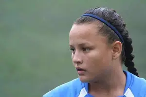 Hermanas Flores disputan liderazgo de goleo en el Torneo Apertura