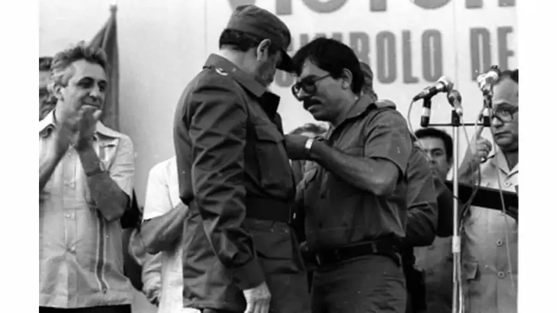 Fallece el Comandante Fidel Castro Ruz ¡HASTA LA VICTORIA SIEMPRE!