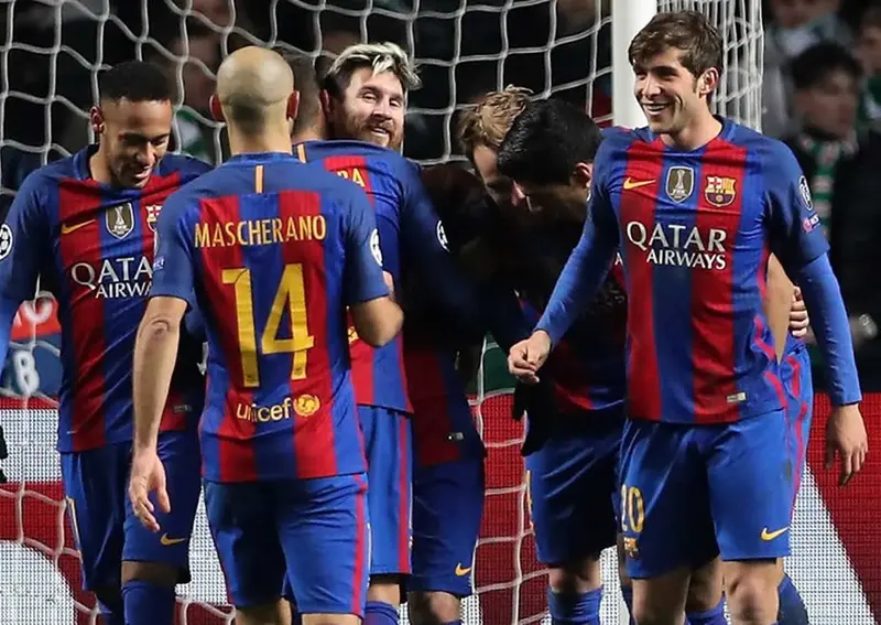 Messi y Neymar acaban con sus deberes en la Champions