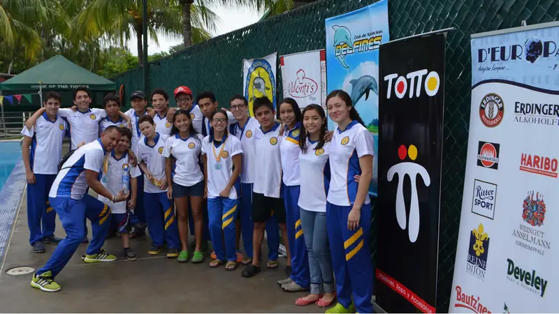 Evento de lujo el XII Aniversario del club de natación "Los Delfines" de Managua