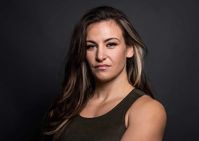Adiós Miesha Tate, fue un placer verte pelear "Cupcake"