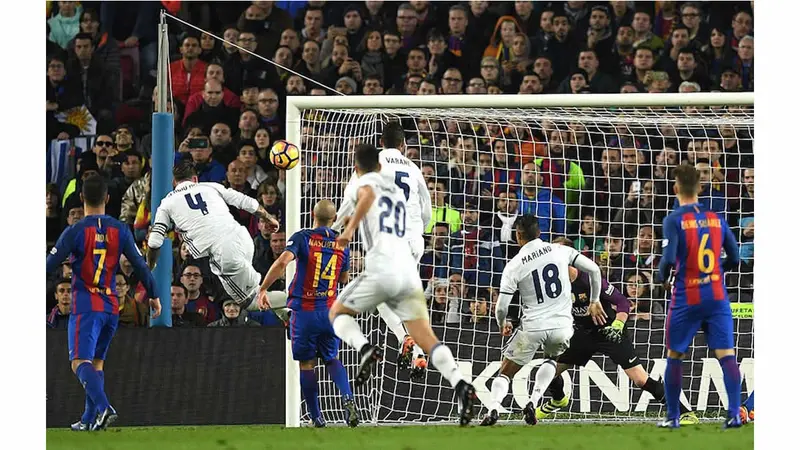 Real Madrid empata al Barcelona en el último minuto