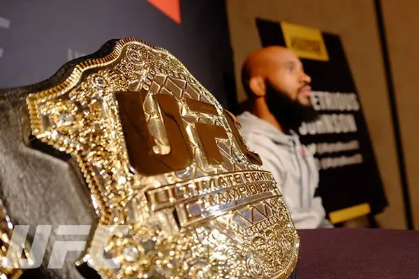 Demetrious Johnson buscará su 9na defensa exitosa contra el ganador de TUF 24 Tim Elliott