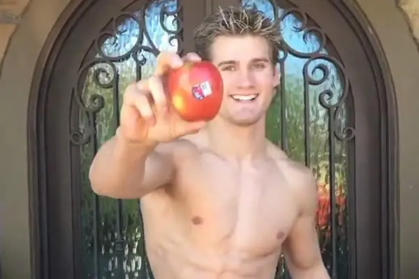 #SuperSageAppleChallenge se vuelve viral en las redes sociales