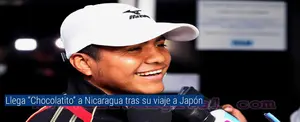 Chocolatito regresa al país después de su viaje a Japón donde se reunió con directivos de Teiken Promotions