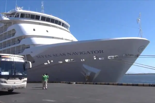 Llega por primera vez a Nicaragua el Crucero Seven Seas Navigator