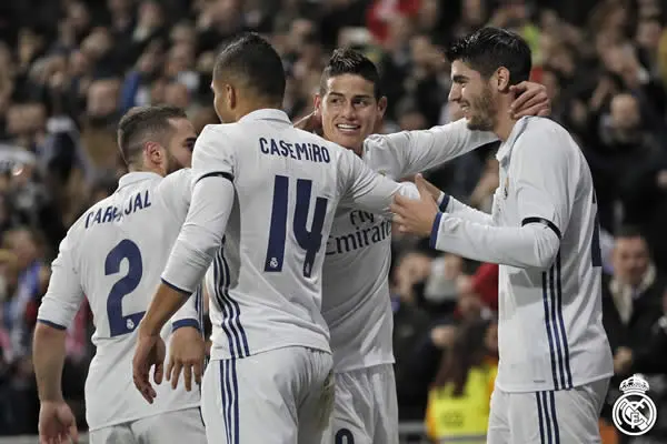 Al ritmo del colombiano James, el Real Madrid domina al Sevilla en la Copa del Rey