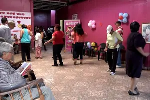 Adultos Mayores celebran a lo grande el Día del Amor y la Amistad