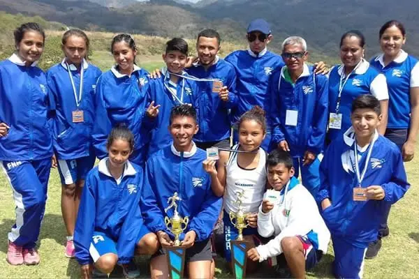 Nicaragua conquistó un Oro, dos Plata y un Bronce en Campeonato CA de Cross Country