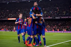 El Barcelona es el primer finalista de la Copa del Rey al empatar 1-1 con el Atlético
