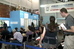 ¿Dónde tramitar la prórroga de Estancia de Migración?