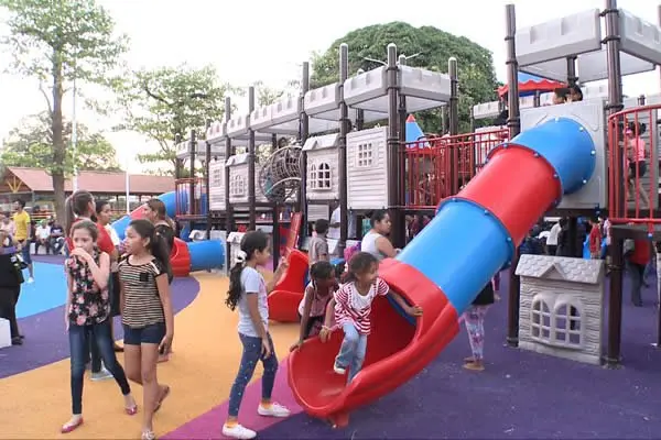 Familias continúan descubriendo el nuevo Parque “Las Madres”
