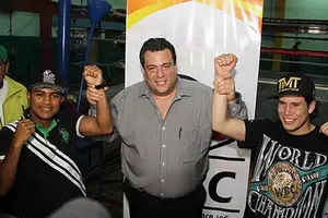 El Presidente del CMB, Mauricio Sulaimán le pide a Cuadras que respete al 'Chocolatito'
