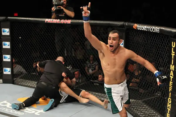 Tony Ferguson puede convertirse en el doceavo campeón latino en la Historia de UFC