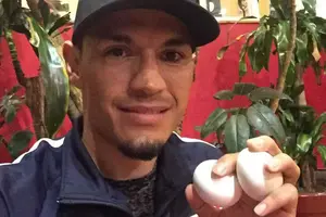"El Gallo" Estrada le manda un mensaje huevon al "Chocolatito"
