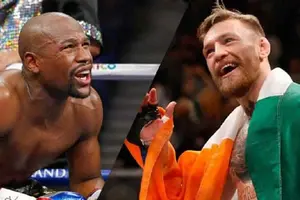 Mayweather le reclama a Conor McGregor que firmé el contrato
