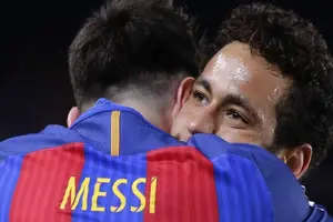 Neymar Jr: “Messi me ayudó cuando más lo necesitaba”