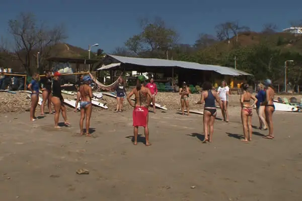 Playa Remanso, una escuela de Surf para los turistas