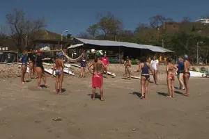Playa Remanso, una escuela de Surf para los turistas
