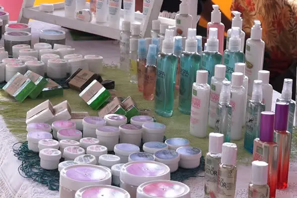 Parque Nacional de Ferias presentó variedad en cosméticos naturales