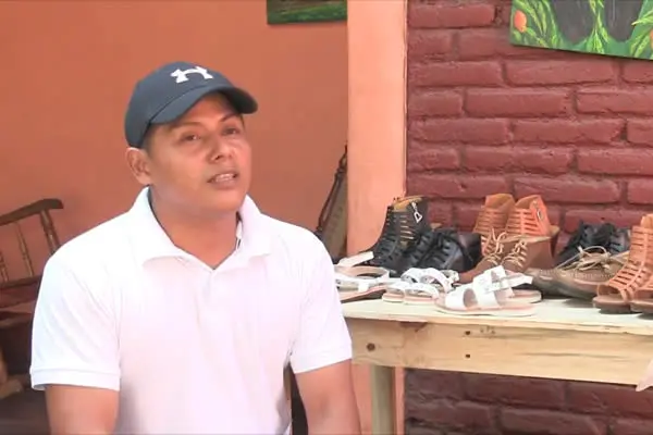 Marvin López hace eco con su deslumbrante calzado