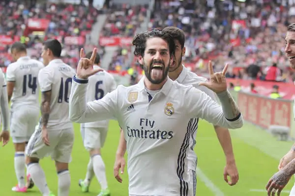 Isco, entra en el 11 de Zidane para sustituir a Bale en Champions