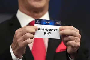 Un dudoso movimiento en el sorteo de la Champions genera polémica