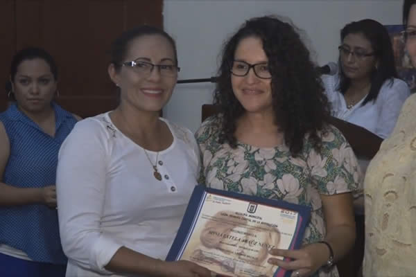 Gobierno Sandinista reconoce a emprendedoras de León