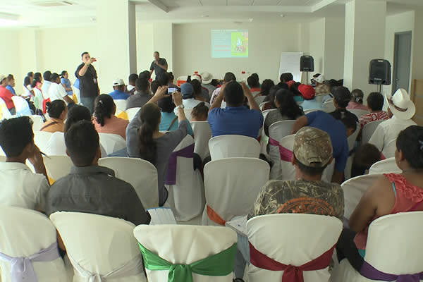 INTA realiza congreso con productores de experiencias de Cuba y Colombia
