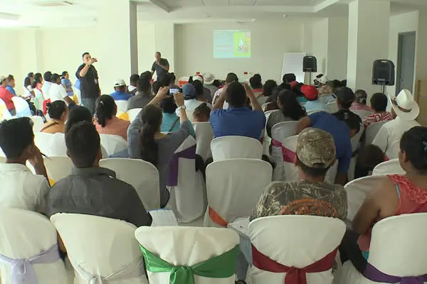 INTA realiza congreso con productores de experiencias de Cuba y Colombia