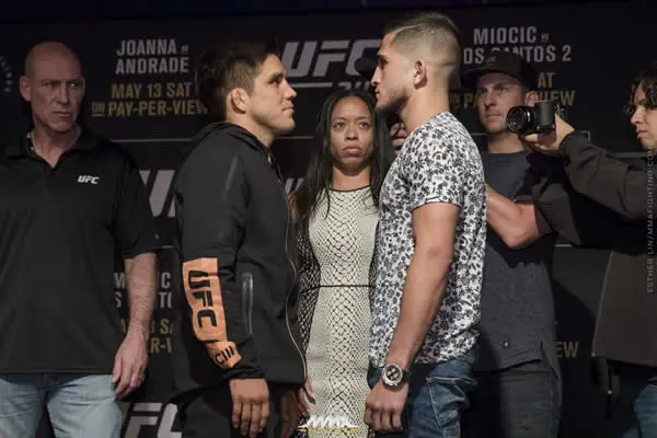 Henry Cejudo quedó fuera de UFC 211 a causa de una lesión en la mano