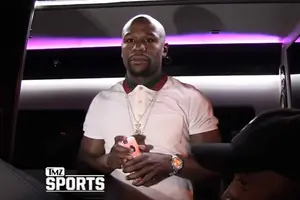Floyd Mayweather admite que Conor McGregor “podría ganarle”