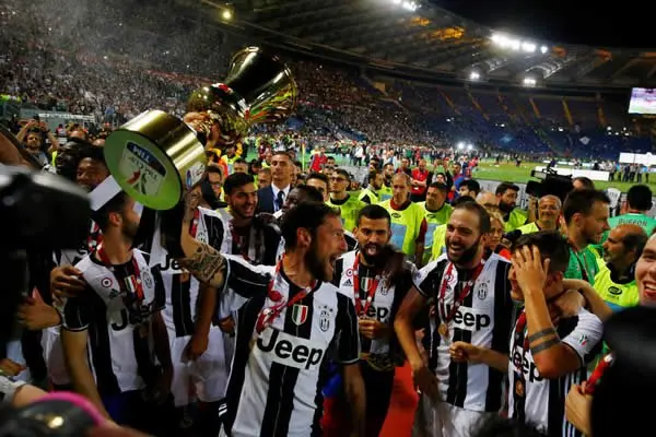 Juventus, ¡va por la triple corona!