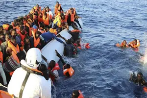 Naufragio deja 31 inmigrantes muertos en el mediterráneo