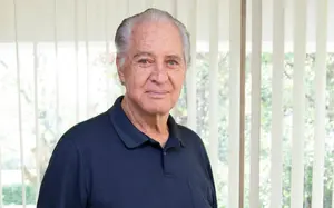 Rogelio Guerra se encuentra mal de salud
