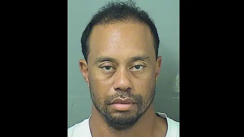  Woods es arrestado por estar bajo los efectos del alcohol