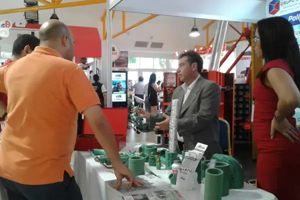 Más de 100 empresas participan en Feria de la Construcción