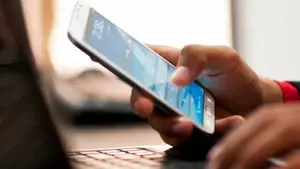 Smartphone thumb, la enfermedad causada por los celulares