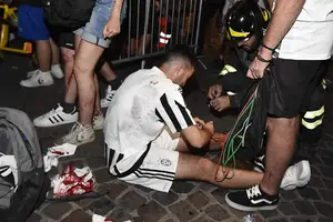 Explosión provoca pánico en la "Fan Zone" de la Juventus